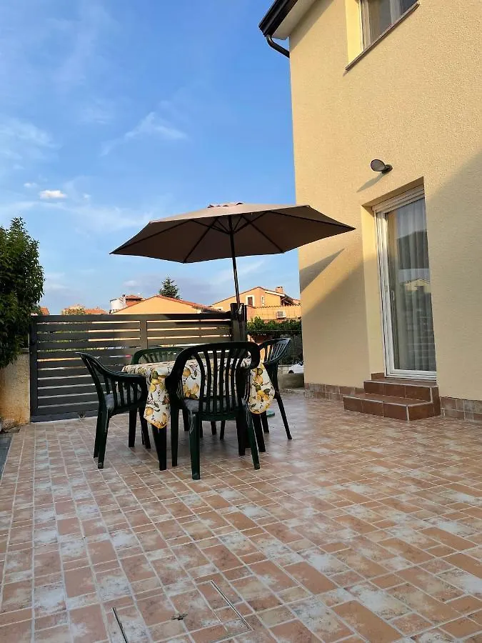 Villa Vinki Vinkuran 0*,